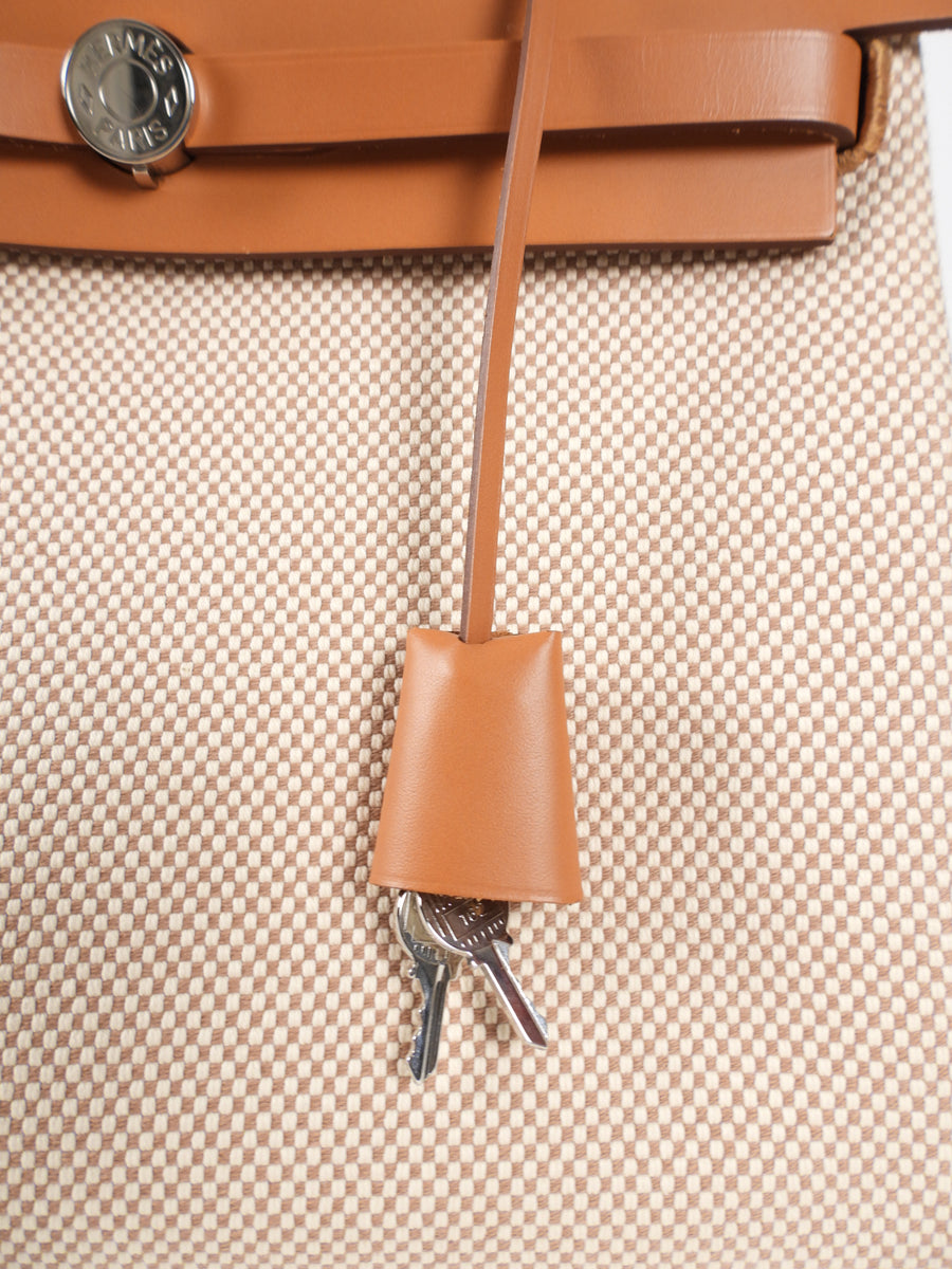 Hermes Herbag Zip 31 Retourne Toile Criss Viking and Vache Hunter