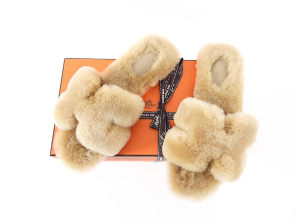 ORAN SHEARLING SANDALS TEAL GREEN