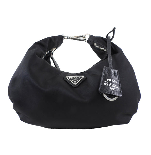 Prada Black Nylon Re-Edition 2006 Chain Hobo Bag – I MISS YOU VINTAGE