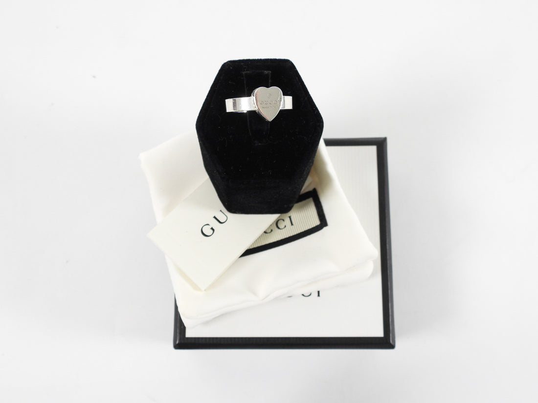 Gucci Sterling Silver Heart Ring With Trademark – Size 6