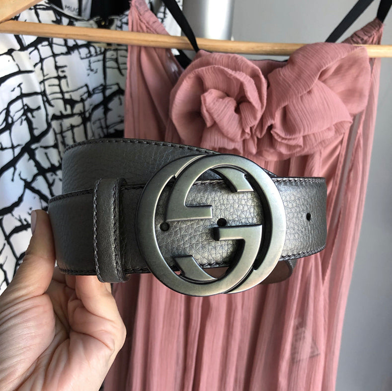 Gucci GG Logo Buckle Pewter Leather Belt - 40 / L