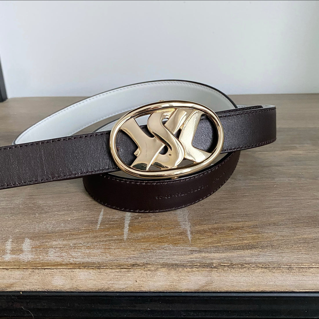 Yves Saint Laurent YSL Reversible White Brown Belt - 90 / 36