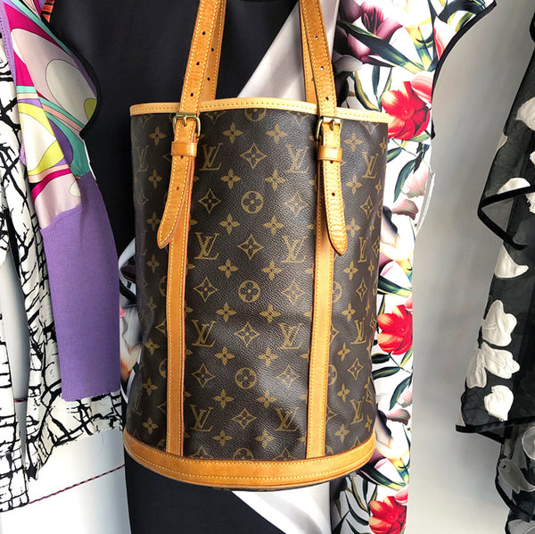Louis Vuitton Bucket GM Monogram Tote Bag – Lost Designer