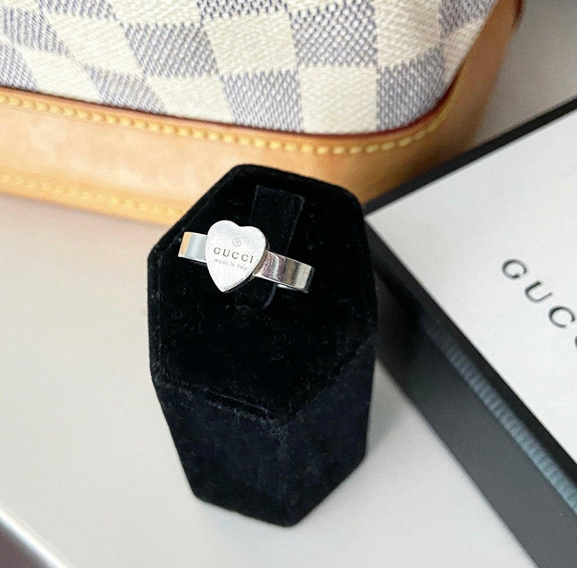 Gucci Sterling Silver Heart Ring With Trademark – Size 6