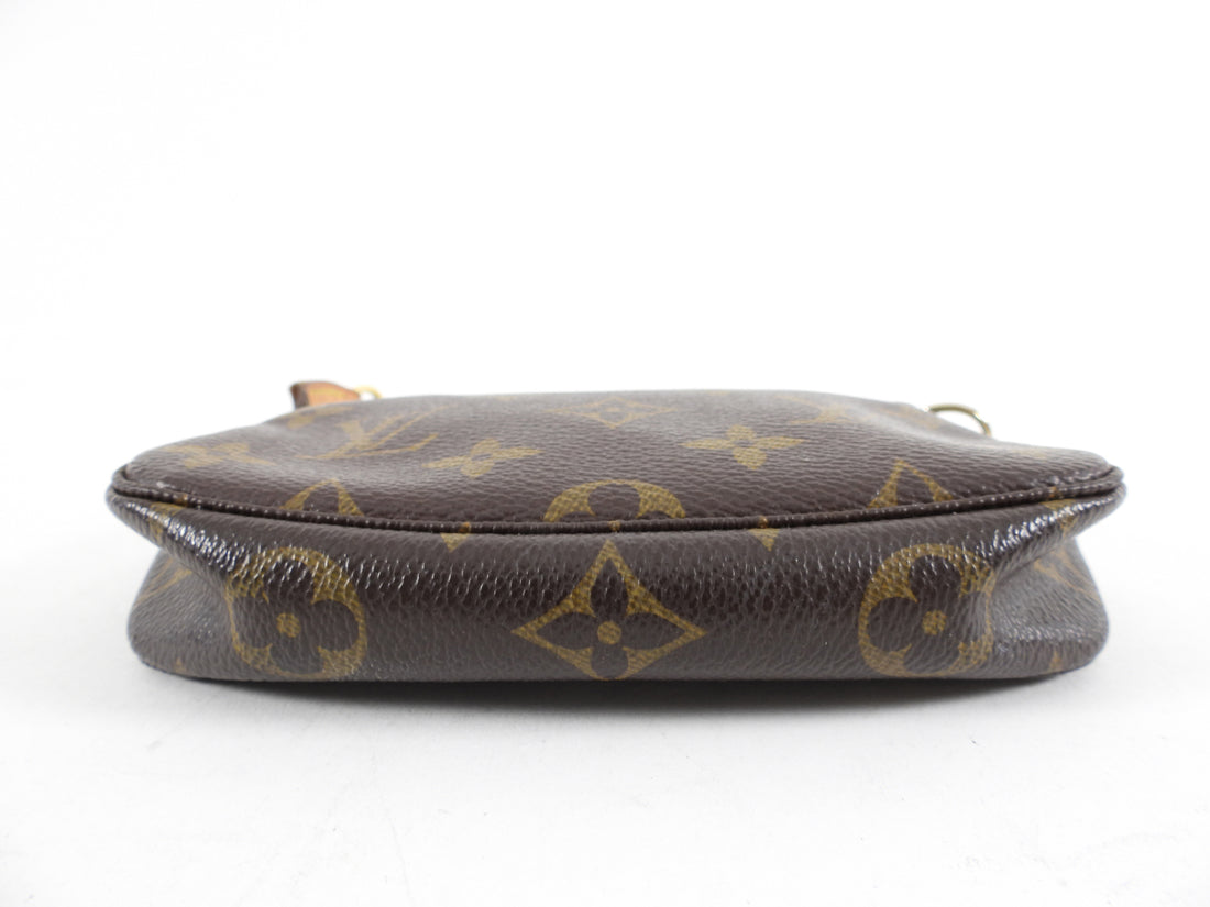 Louis Vuitton Monogram Mini Pochette Accessoires Bag