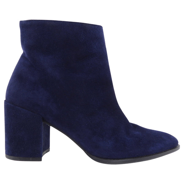 Navy mid heel outlet ankle boots