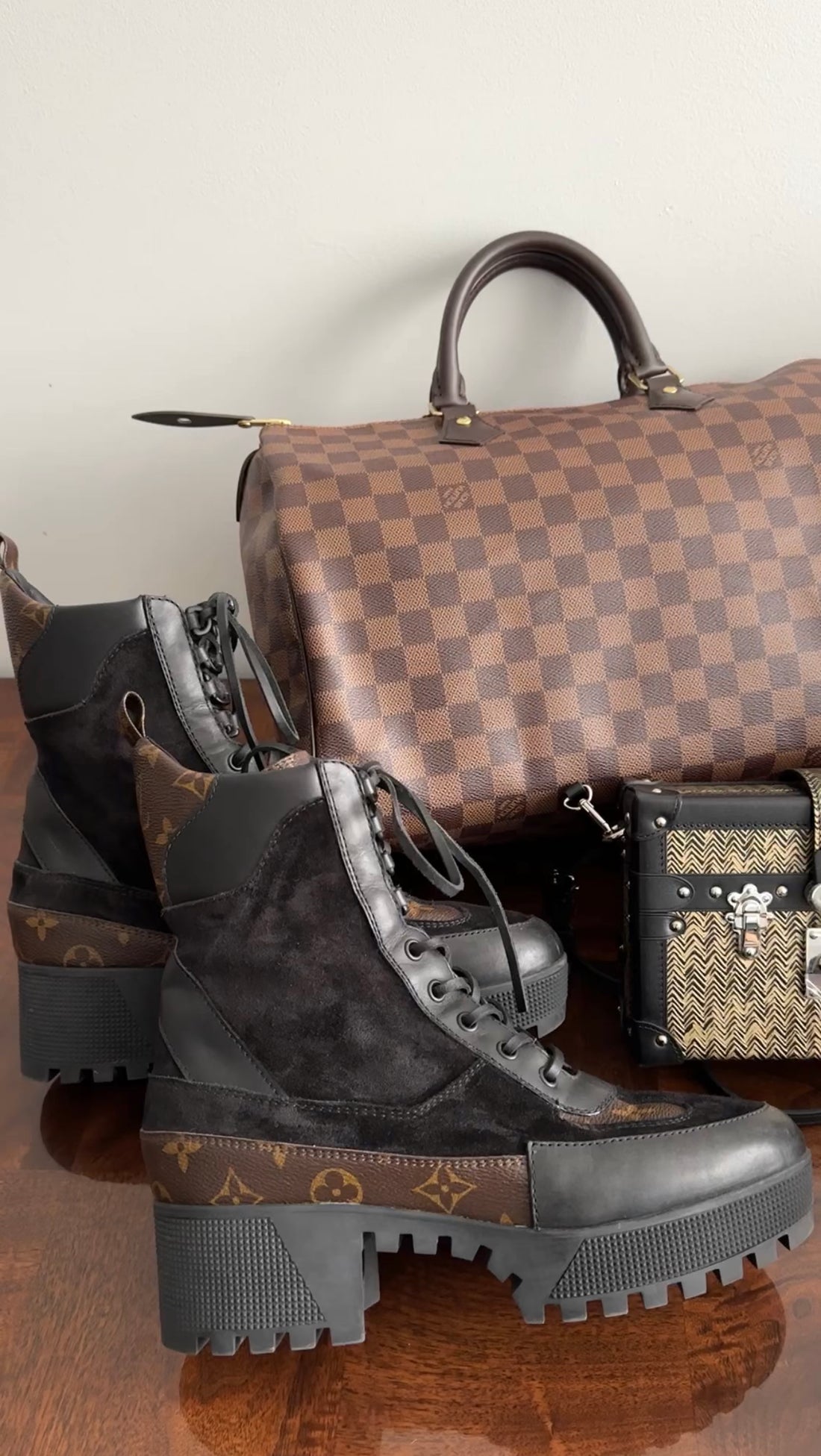 Louis Vuitton Damier Ebene Speedy 35 Bag