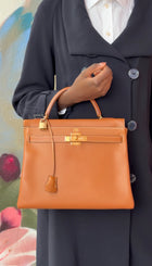 Hermes Gold Vintage 1996 Kelly 32 Courchevel Gold GHW