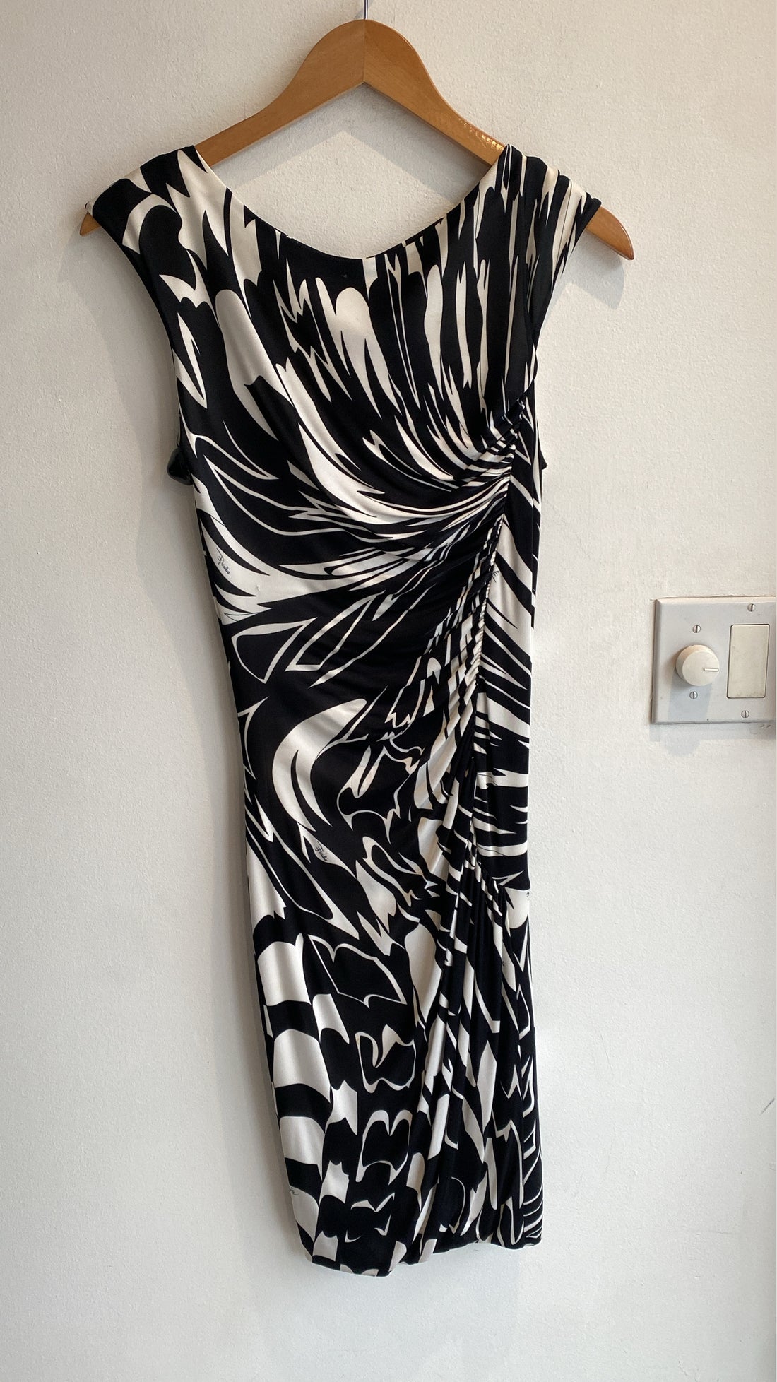 Pucci Jersey Swirl Graphic Dress - 6
