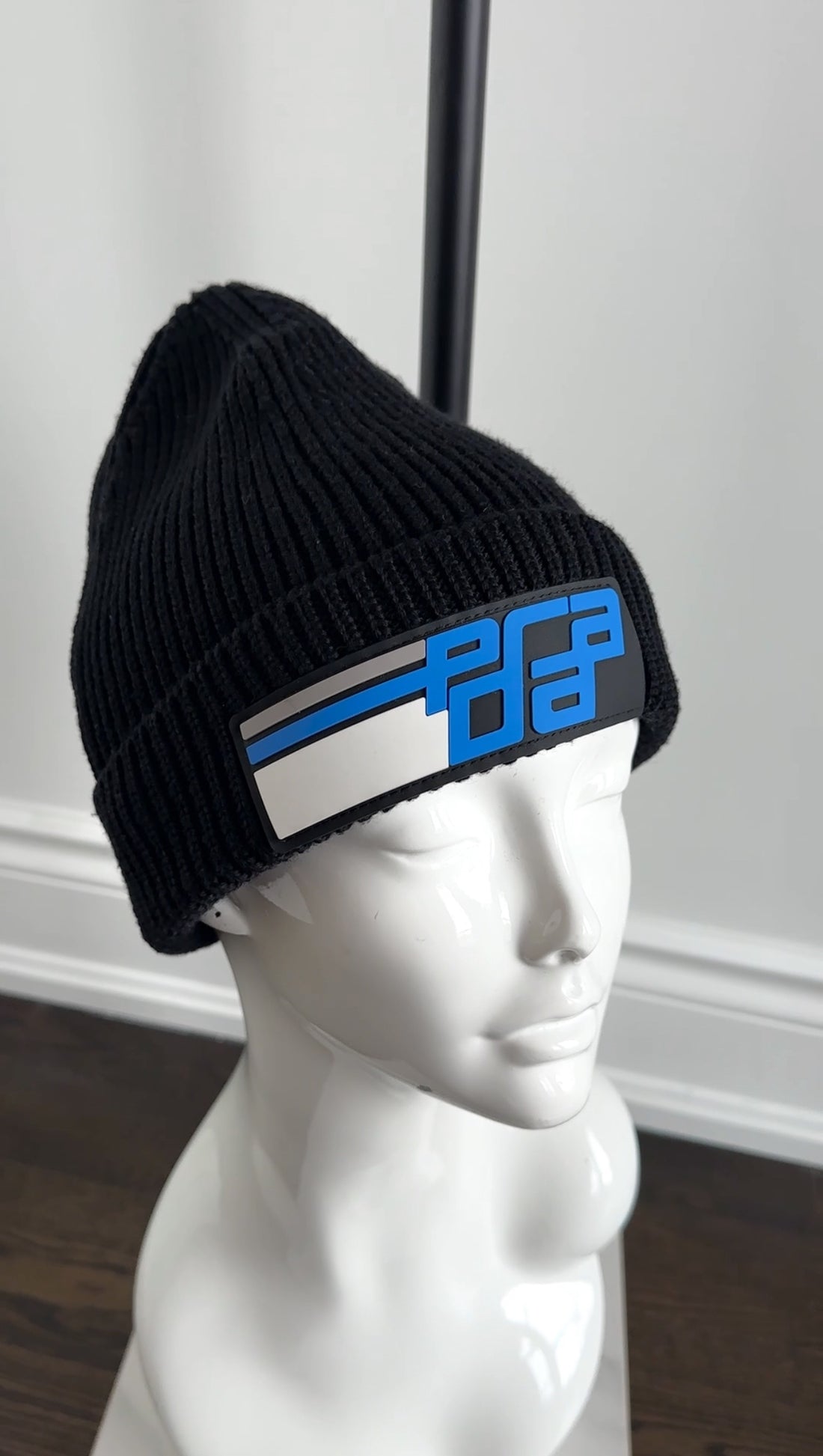 Prada 2018 Blue Rubber Logo Patch Black Wool Beanie - XS