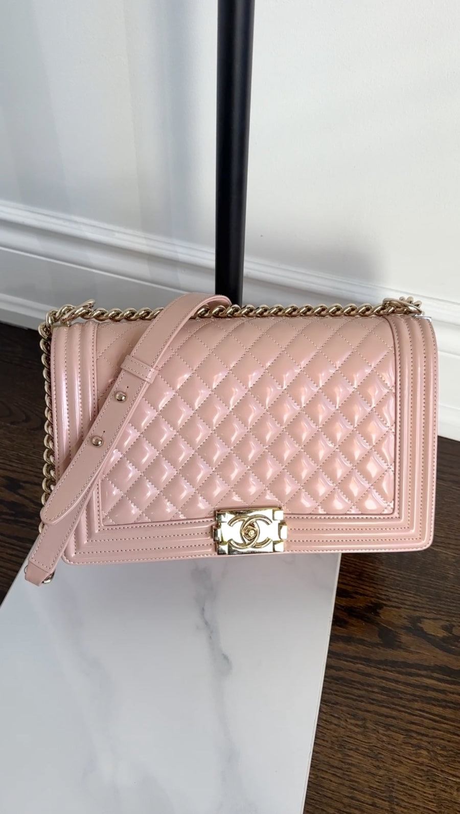 Chanel Iridescent Nude Pink Patent New-Medium Boy Bag GHW