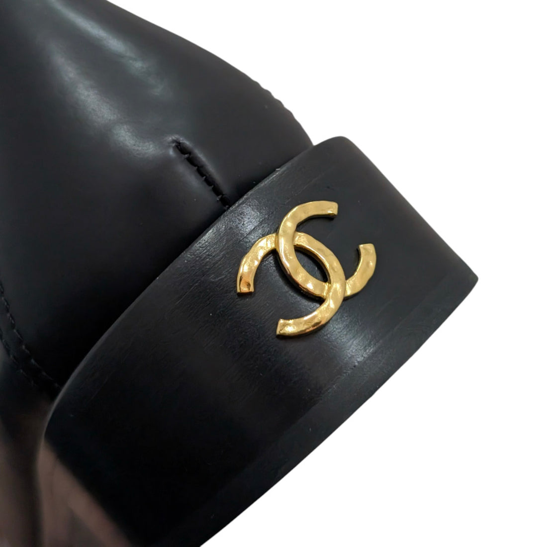 Chanel 24S Camelia CC Black Calfskin Loafer - 37