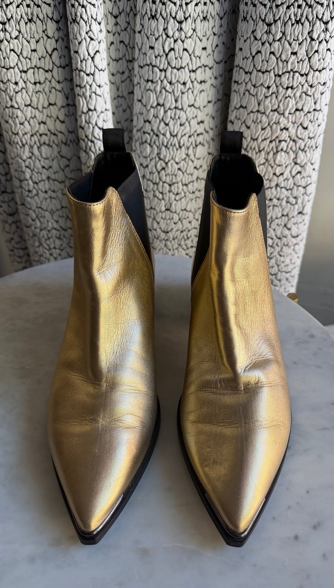 Acne Studios Gold Jensen Metallic Leather Pointed Chelsea Boots - 38