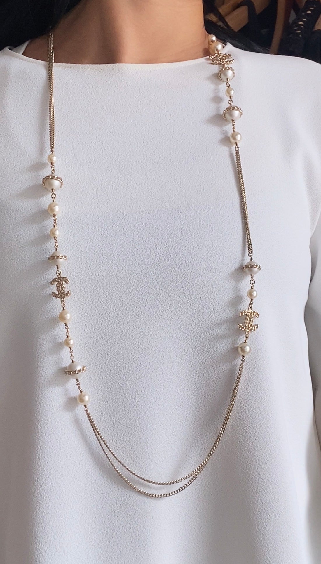 Chanel 16B Light Goldtone Faux Pearl CC Long Sautoir Necklace