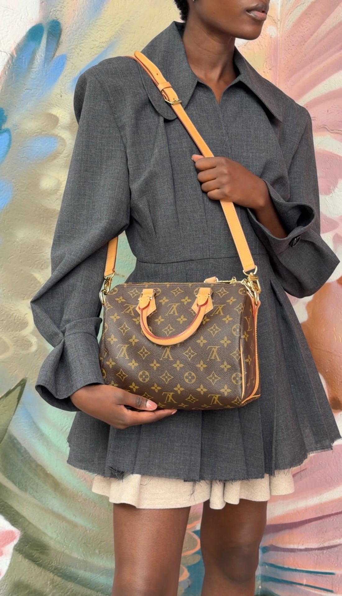 Louis Vuitton Brown Monogram Coated Canvas Speedy Bandoulière 25