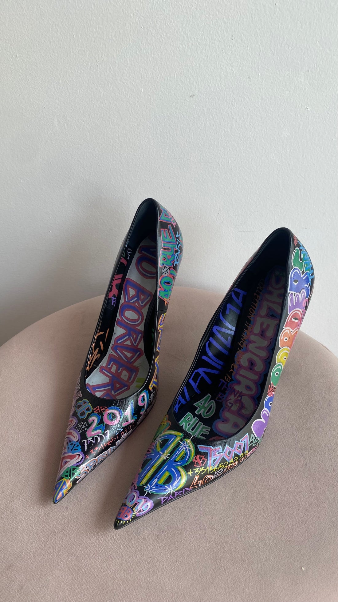 Balenciaga Black Multicolor Graffiti Print Pointed Toe Pumps - 37