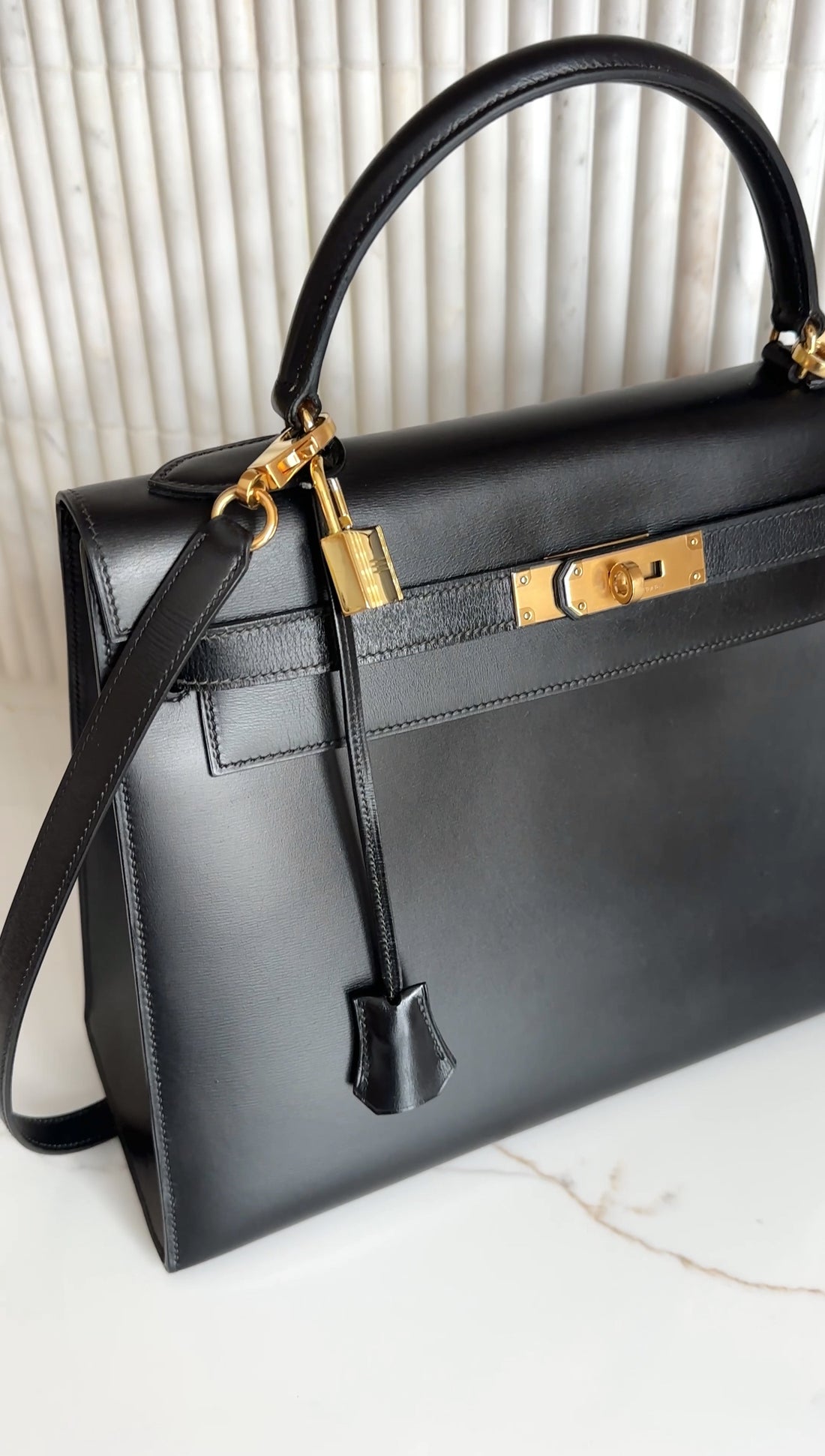 Hermes Vintage 1979 Black Box Calf Leather Sellier Kelly 32 Bag
