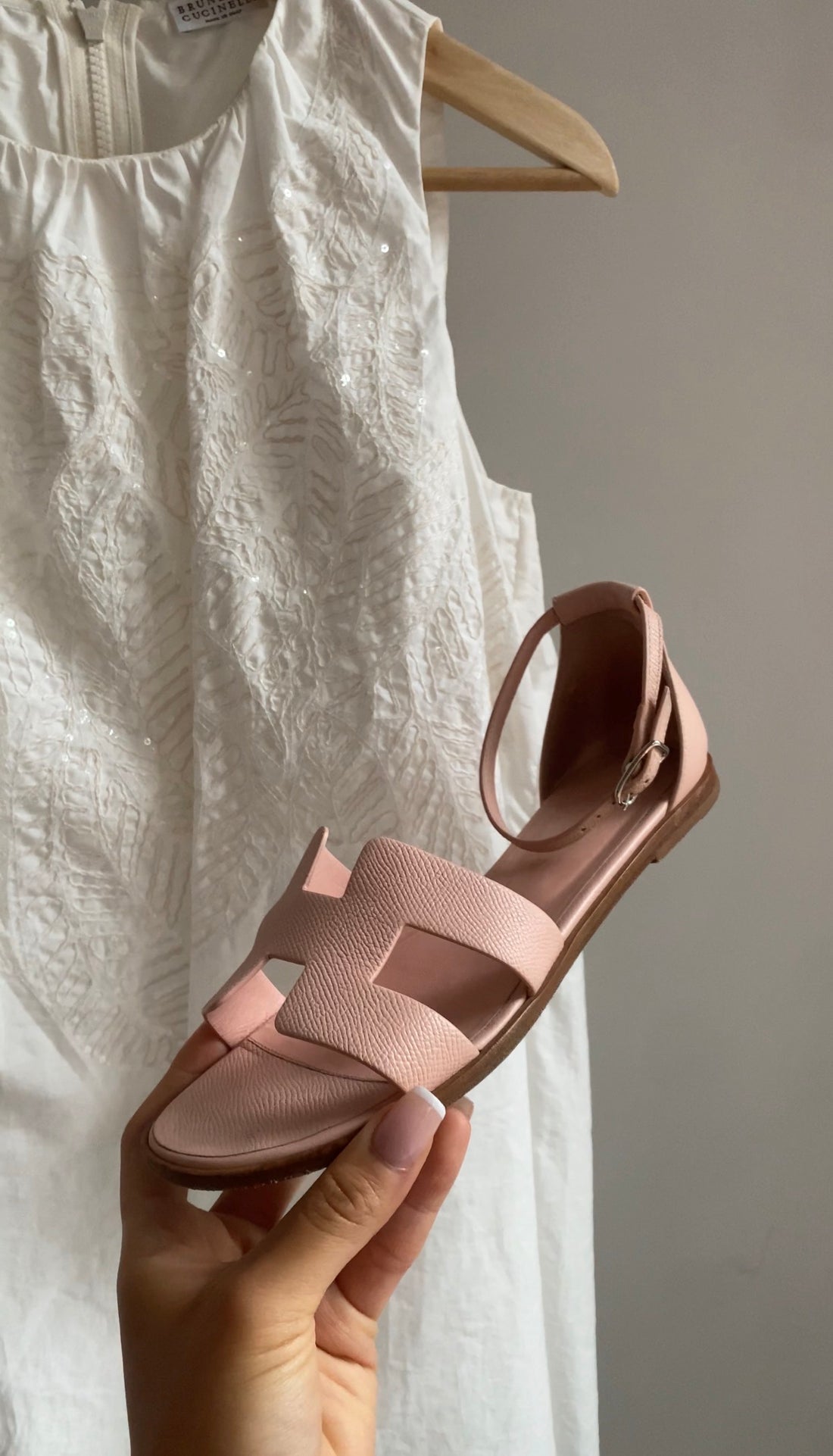 Hermes Rose Pink Epsom Leather Santorini Sandals - 39