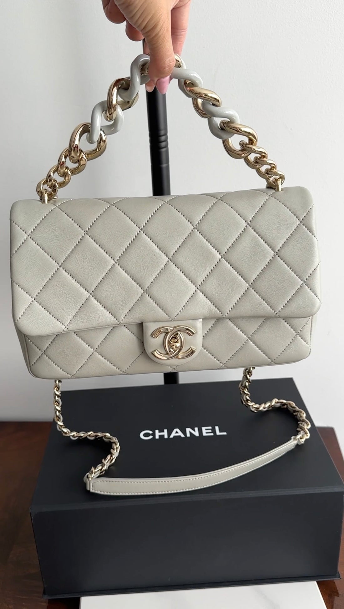 Chanel 22C Grey Leather Large Resin Bi Colour Chain Flap Bag