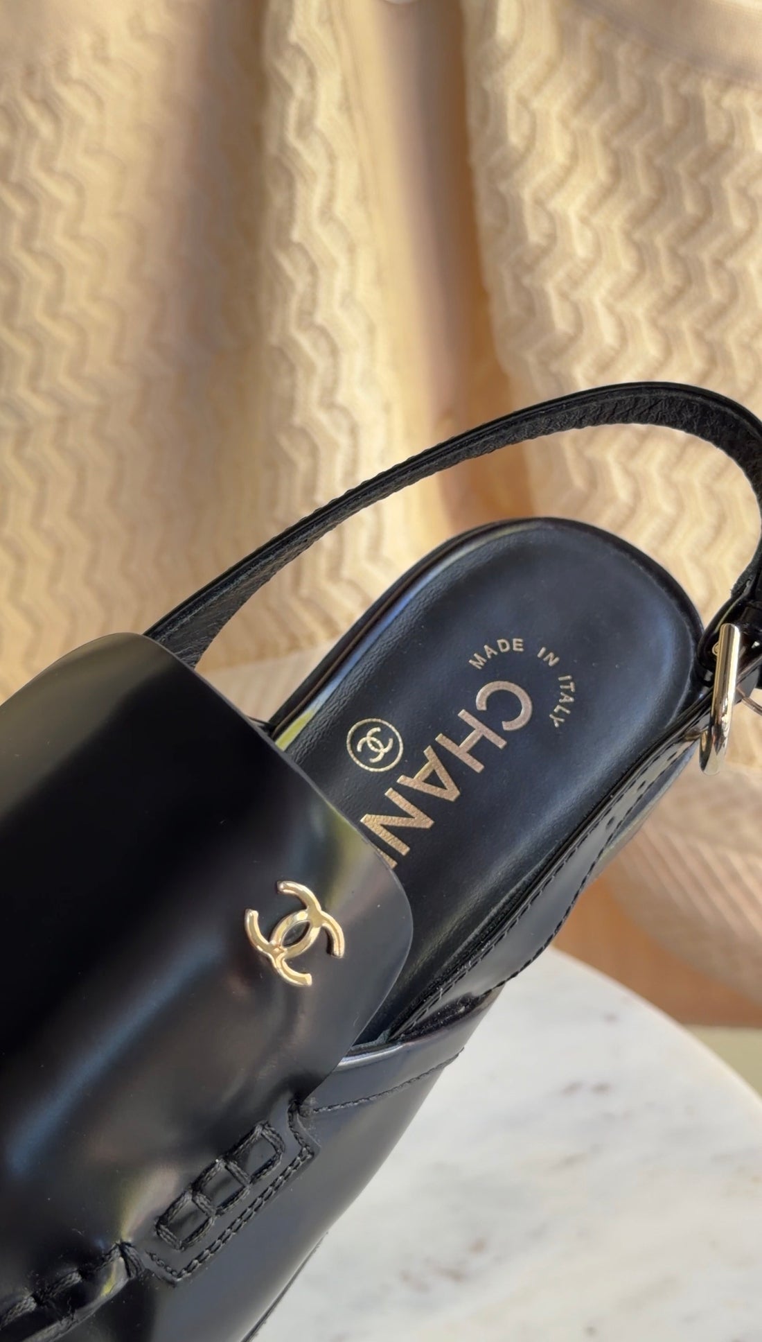 Chanel Black 26P Glossed Leather Slingback Loafers - 38.5