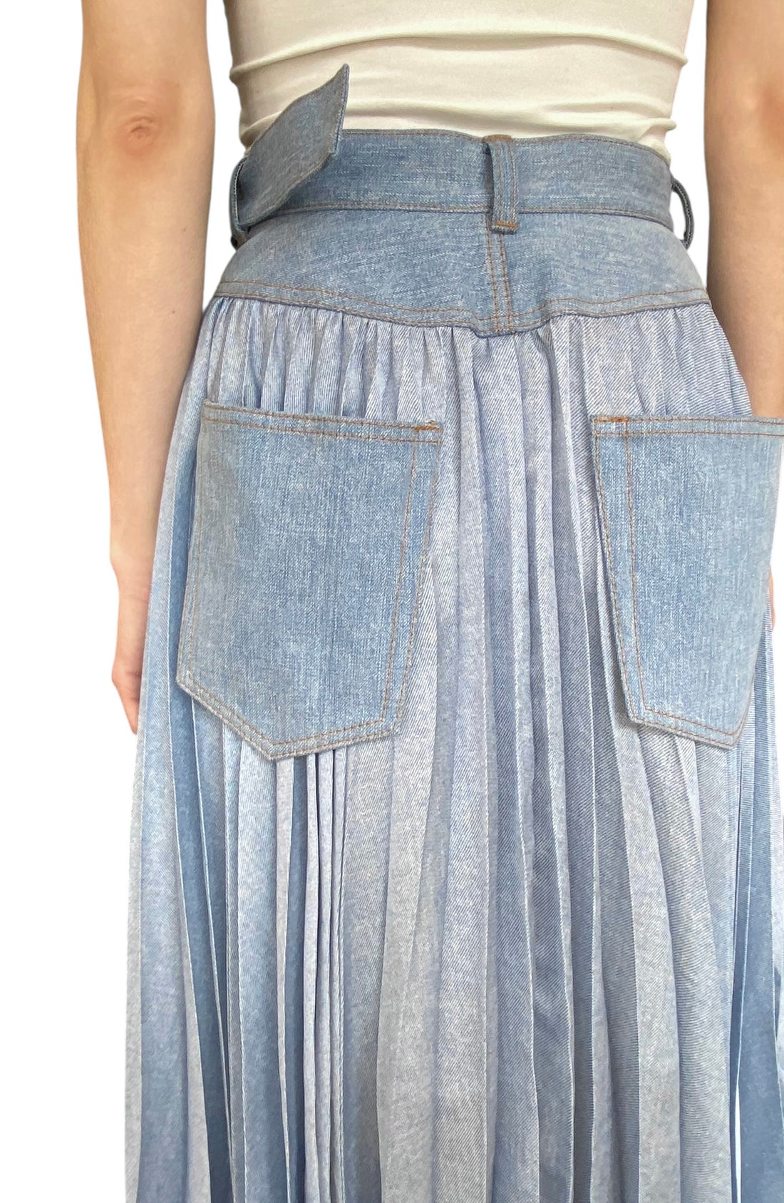 Sacai Blue Denim Pleated Belted Midi Skirt - JP 2 / US 6
