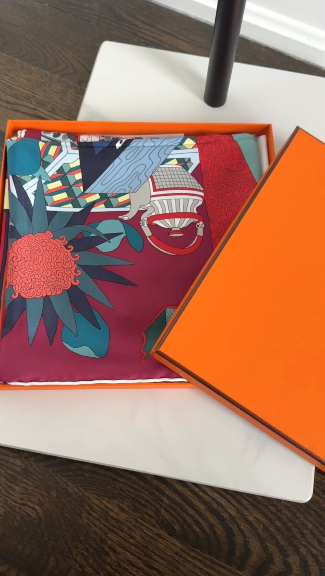 Hermes  Les Trésors d'un Artiste Burgundy / Red / Teal 90cm Silk Scarf