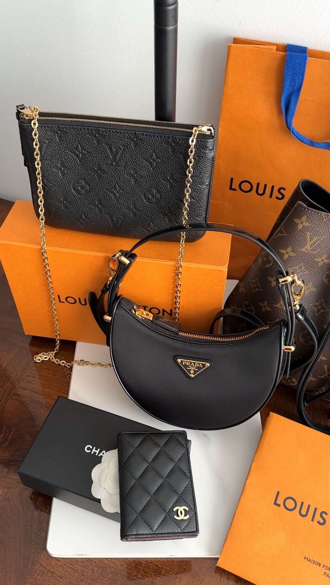 Louis Vuitton Black Empreinte Leather Double Zip Pochette Chain Bag