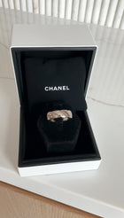 Chanel Coco Crush 18k White Gold Quilted Ring Medium Model - 57 / 8