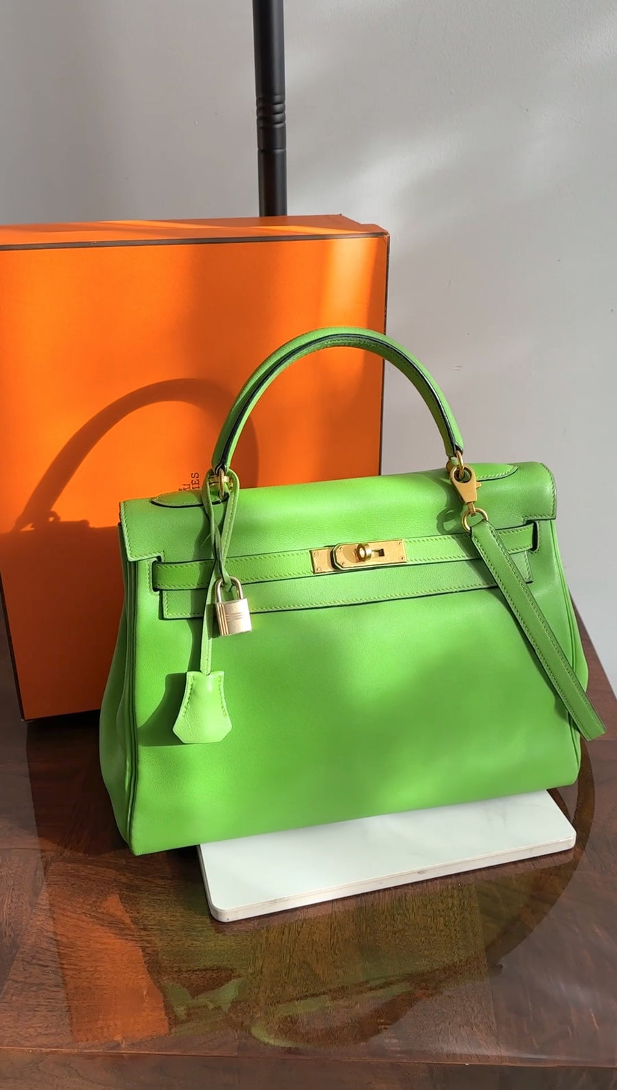 Hermes Vintage 1997 Apple Green Gulliver Leather Kelly 32cm Bag GHW