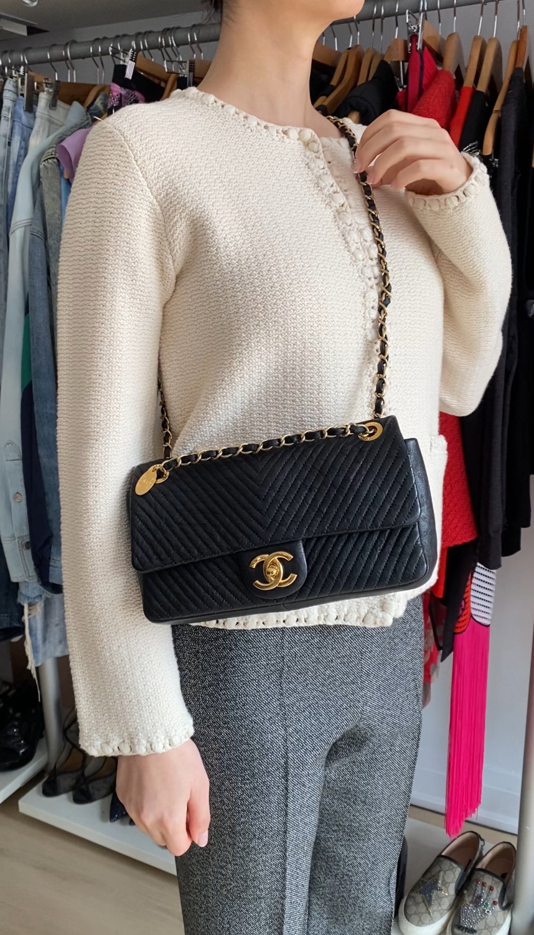 Chanel Surpique Chevron Black Quilted Leather Medium Flap Bag
