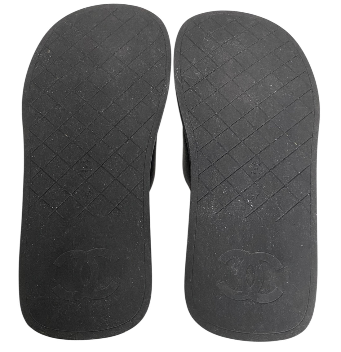 Chanel Black CC Logo Flip Flop Sandals - 37