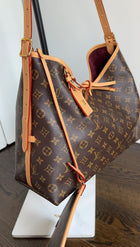 Louis Vuitton Carryall MM Monogram Canvas Shoulder Bag