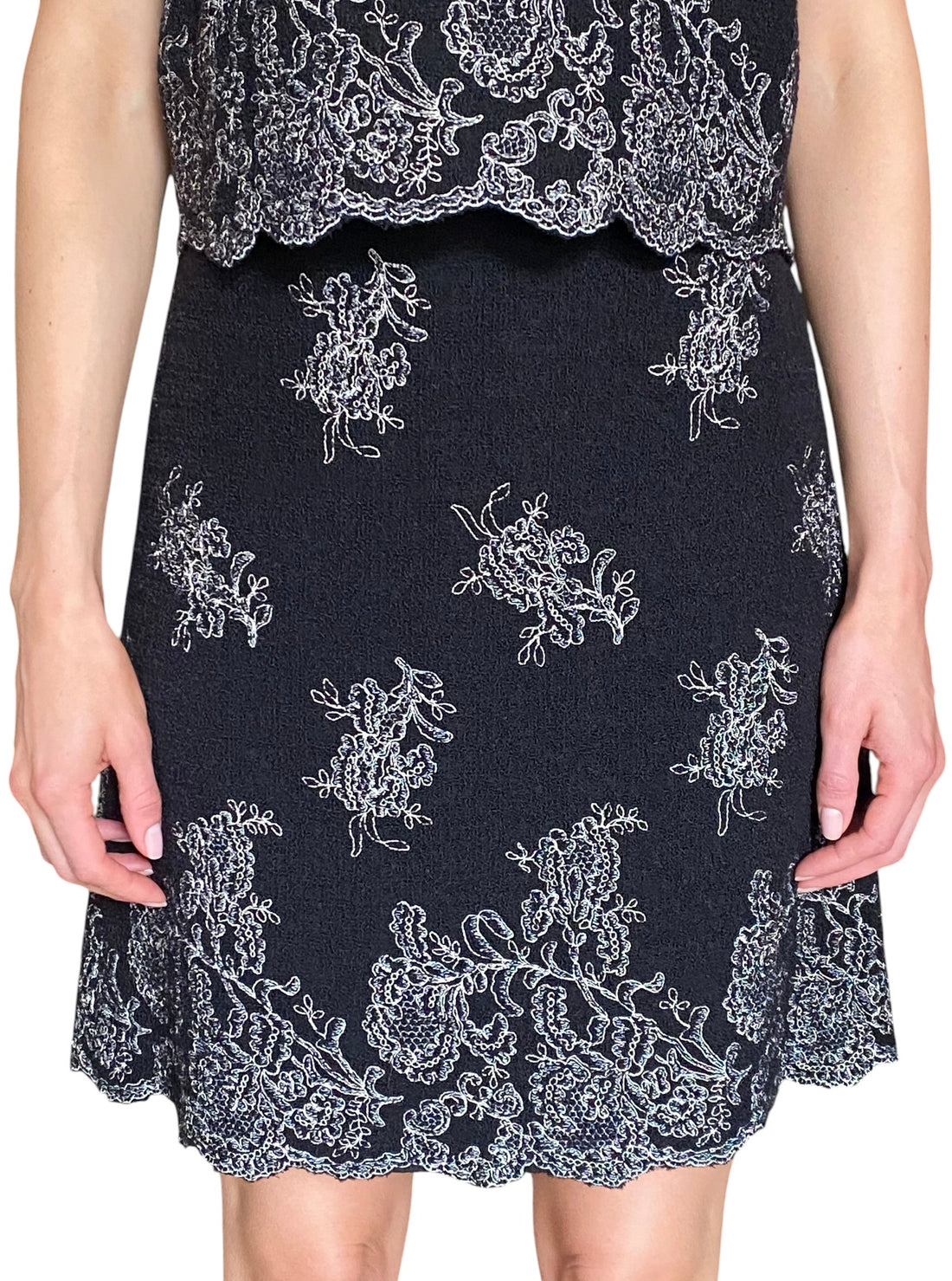 Giambattista Valli Black Floral Embroidered Boucle 2-Piece Tank & Skirt Set - IT 44 / US 6-8