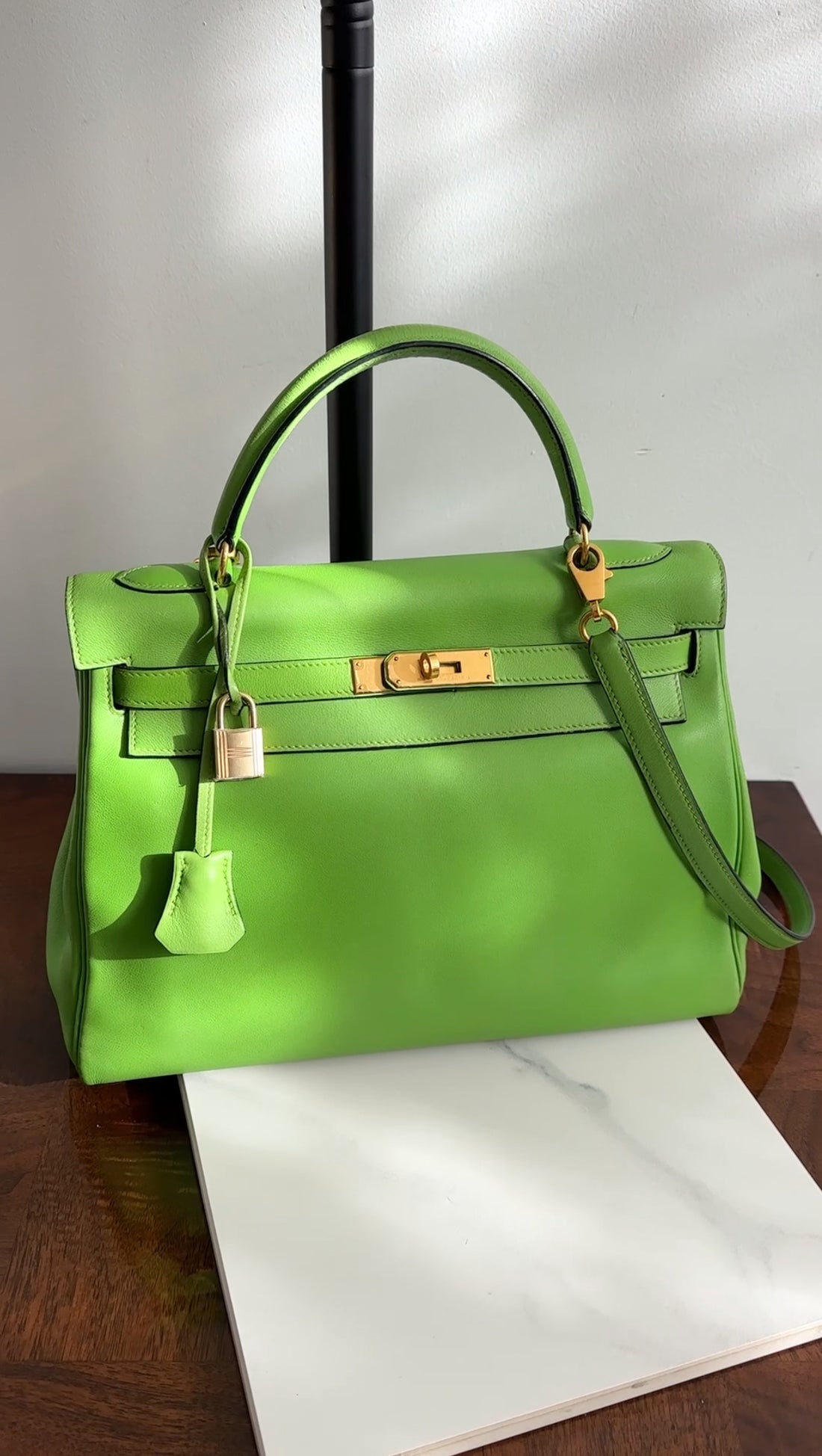 Hermes Vintage 1997 Apple Green Gulliver Leather Kelly 32cm Bag GHW
