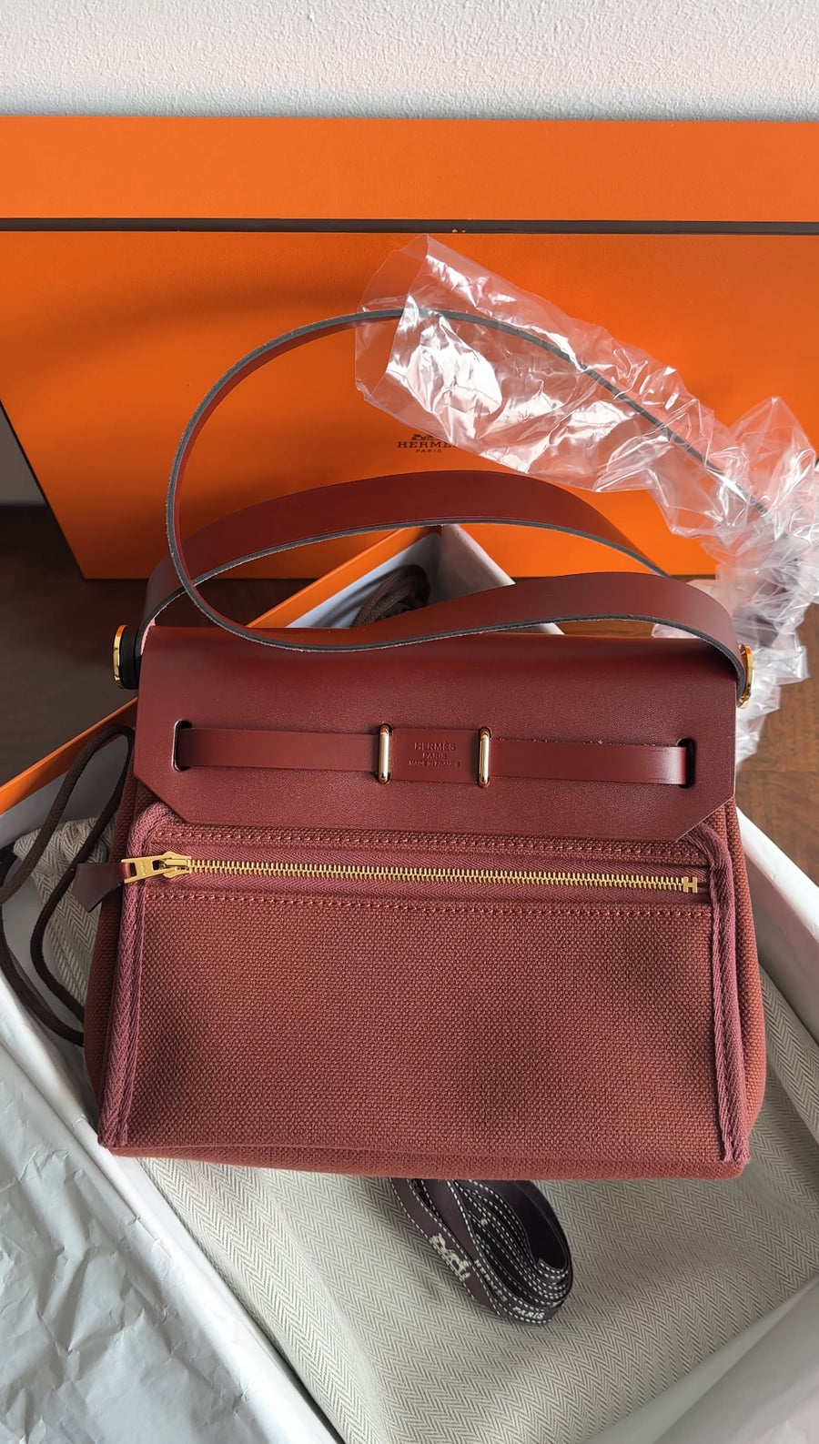 Hermes Herbag Zip Mini 20 Rouge H Toile Militaire / Vache Hunter GHW