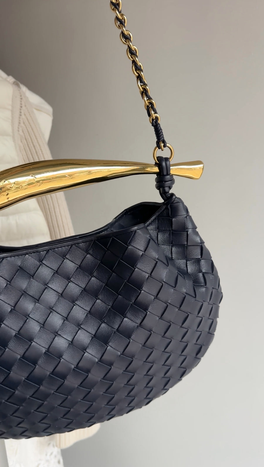 Bottega Veneta Navy Intrecciato Leather Medium Sardine Chain Bag
