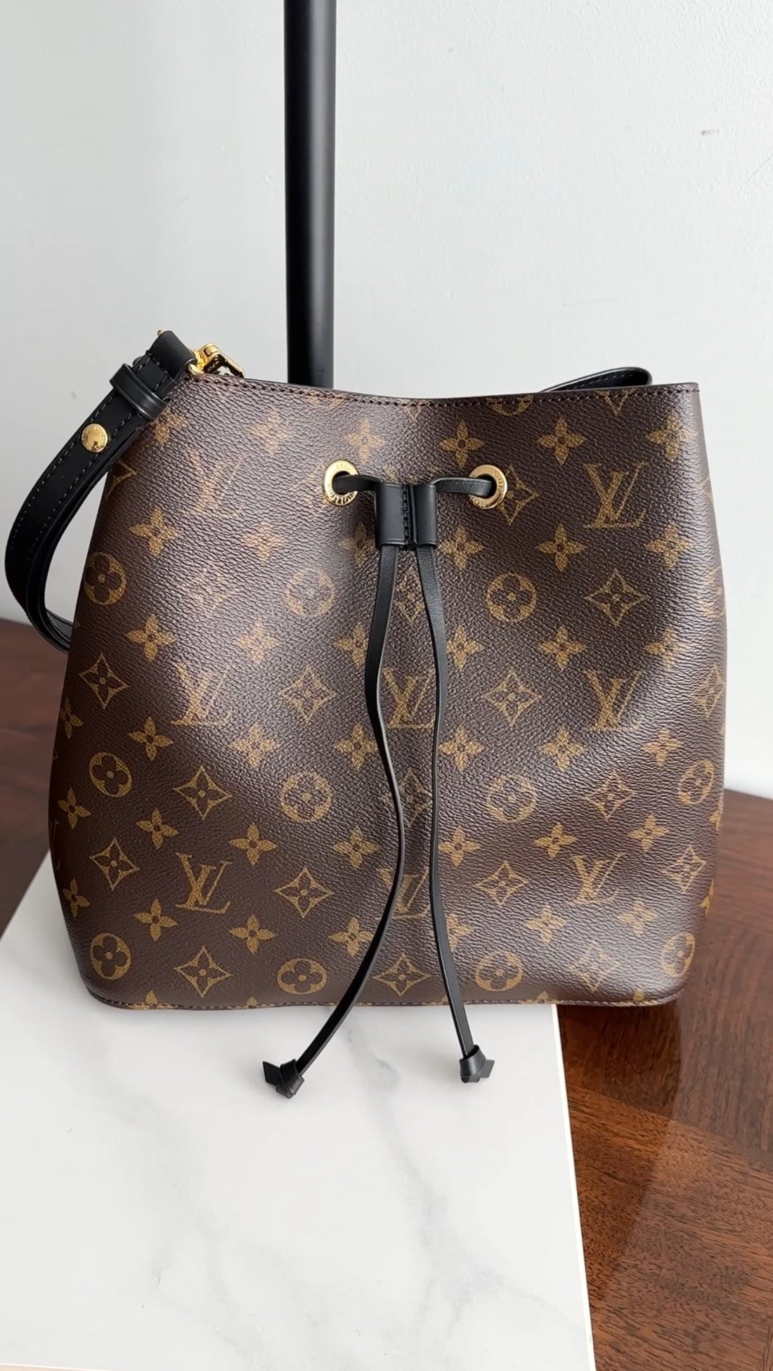 Louis Vuitton Monogram Canvas Black Leather Neo Noe MM Bag