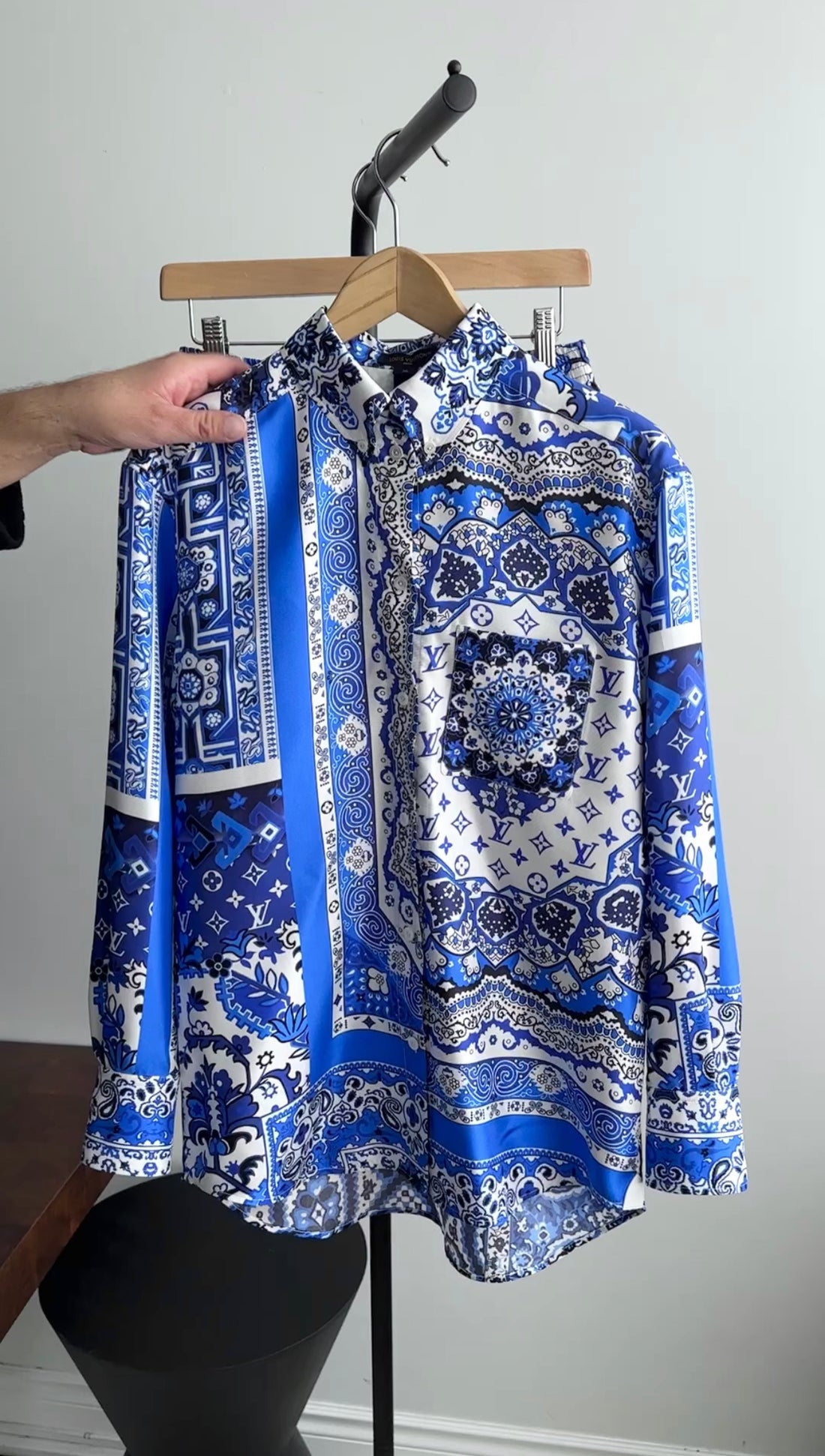 Louis Vuitton Blue and White Silk Bandana Print Button Down Shirt - 36