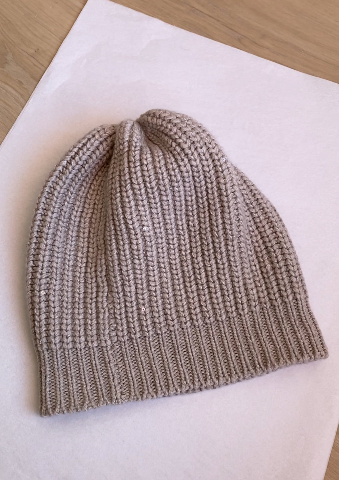 Brunello Cucinelli Beige Cashmere & Silk Cable Knit Sequin Toque Hat - M