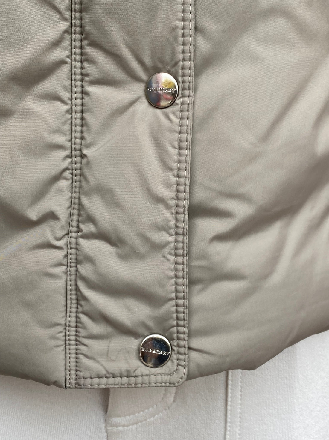 Burberry Beige Hooded Puffer Jacket - L / US 6-8