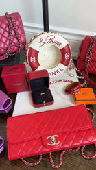 Chanel 2019 C Runway Red and White La Pausa Lifesaver Round Bag