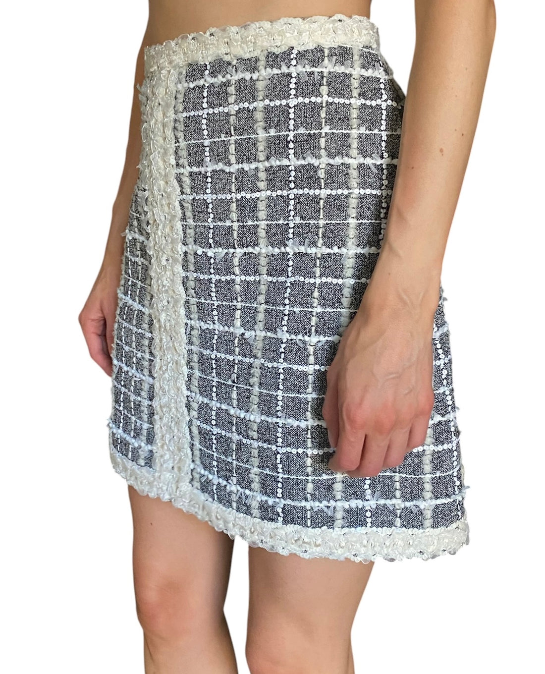 Giambattista Valli Grey & White Sequin Check Tweed 2-Piece Jacket & Skirt Set - IT 44 / US 6-8