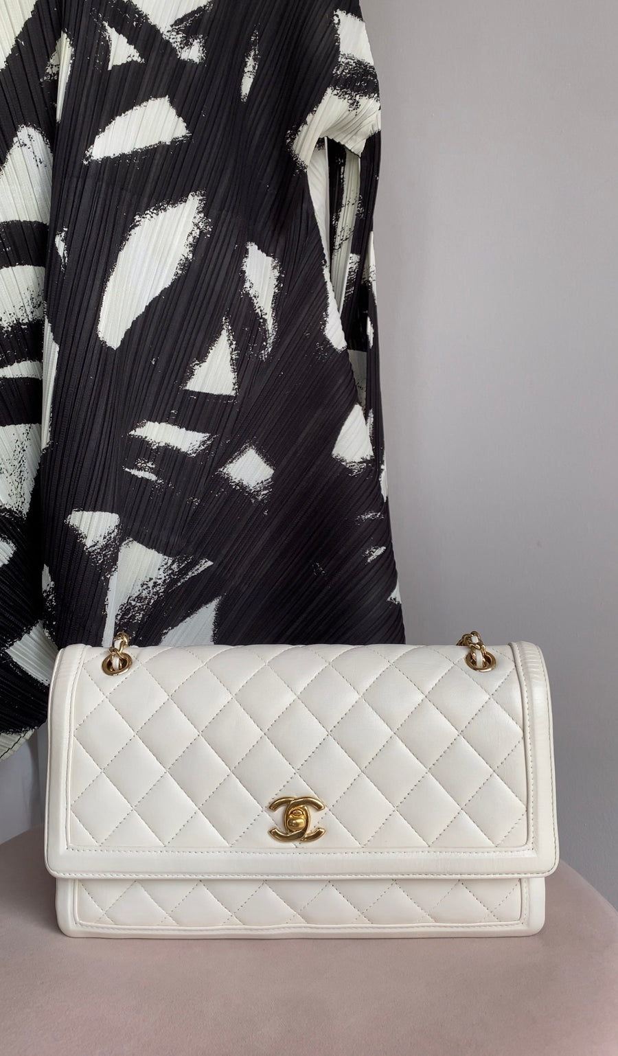 Chanel White Quilted Leather 3 Compartment Hanbok Medium Flap Bag