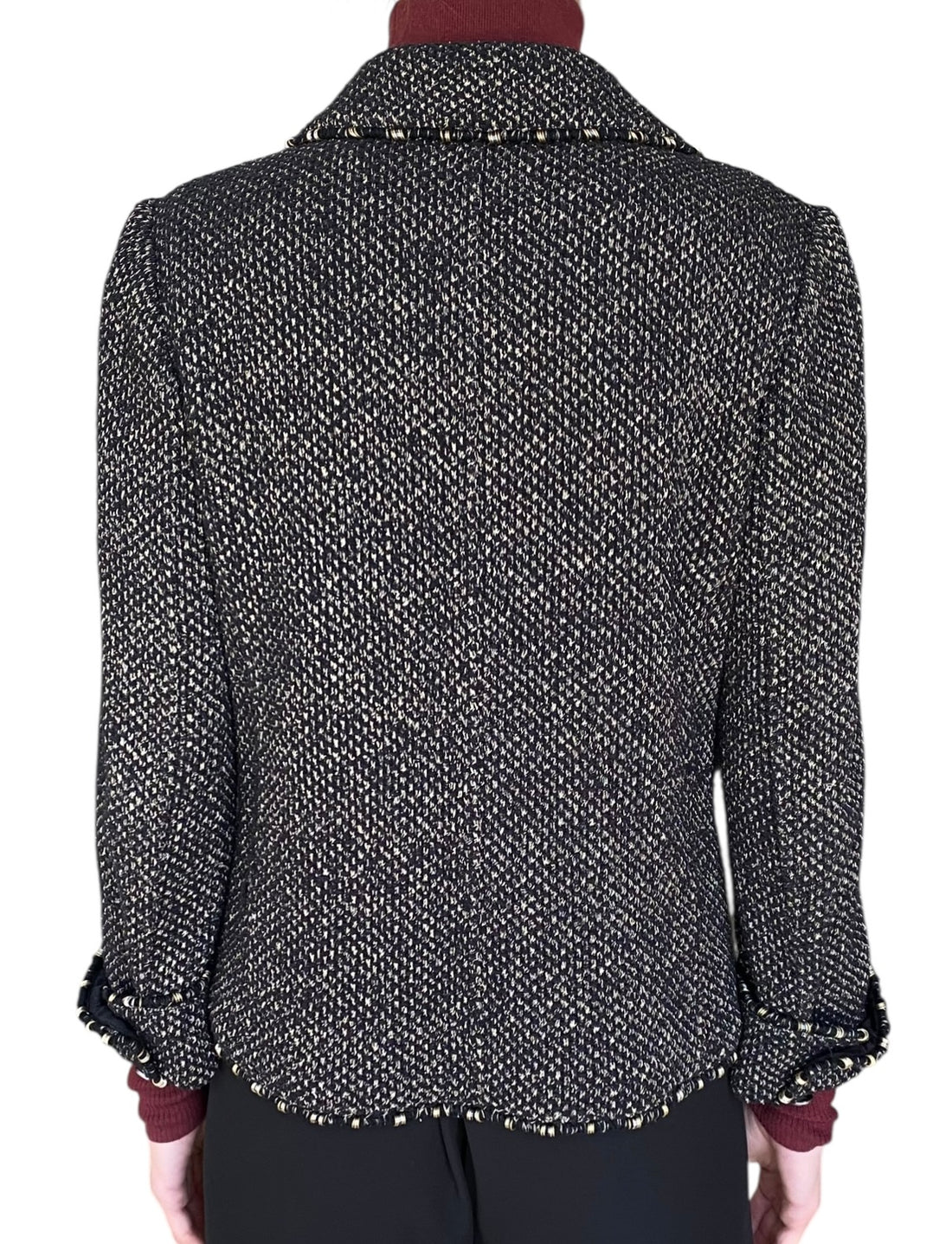 Chanel Spring 2006 Black & Gold Herringbone Tweed Jacket - FR 38 / US 4-6