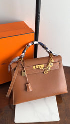 Hermes Vintage 1995 Gold Epsom Leather Kelly Sellier 32 Bag GHW