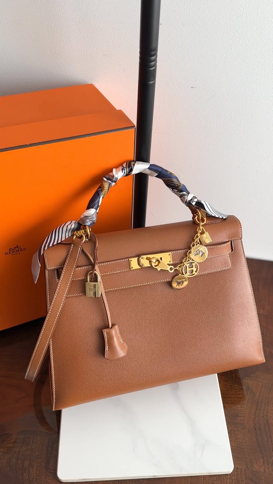 Hermes Vintage 1995 Gold Epsom Leather Kelly Sellier 32 Bag GHW