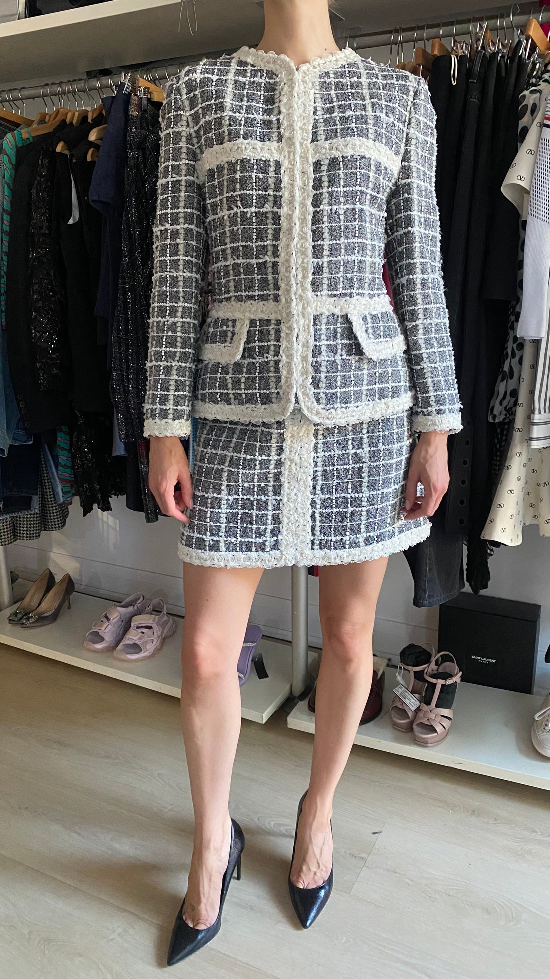 Giambattista Valli Grey & White Sequin Check Tweed 2-Piece Jacket & Skirt Set - IT 44 / US 6-8