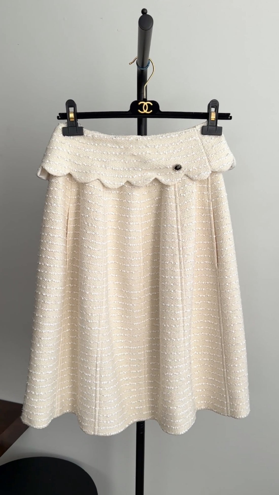 Chanel Pre-Fall 2021 Ivory Sequin Skirt - 26" waist