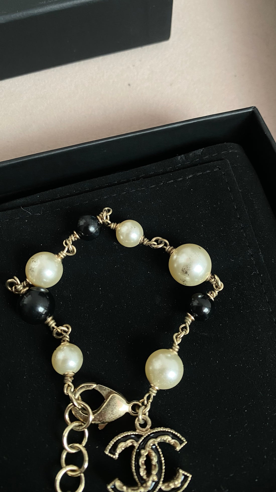Chanel B15 V CC Pearl  and Black Bead Goldtone Chain Bracelet