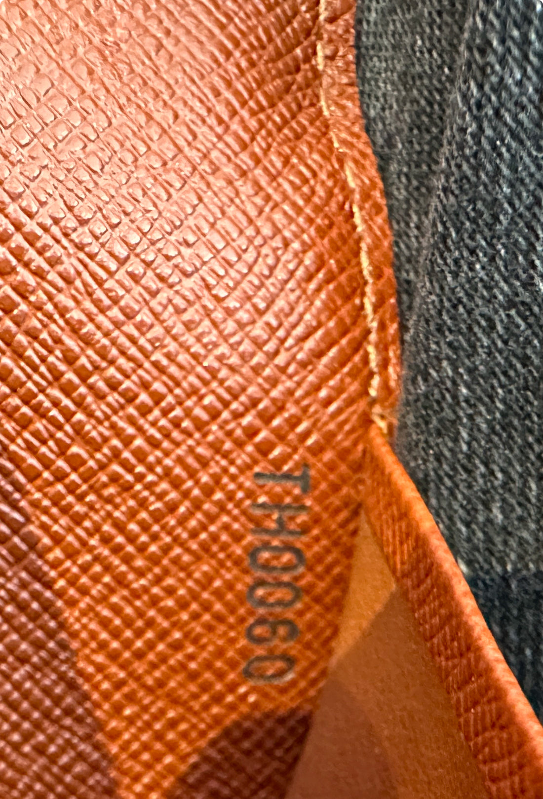 Louis Vuitton Monogram Canvas Bifold Mini Notebook Cover